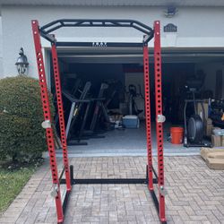 FHG2 Light Duty Power Rack Red Rack Color  BRAND NEW IN BOX  NO ASSEMBLED