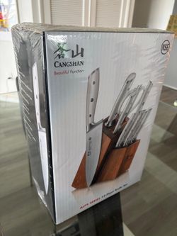 NEVER OPENED luxury 12-Piece Knife Block Set
