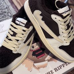 Cold sins Customs. Labubu x Travis Scott 