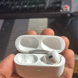 Airpod pros - Only one airpod and case
