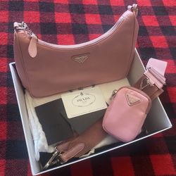 Brand New Re Edition 2005 Nylon Bag 100% Authentic 