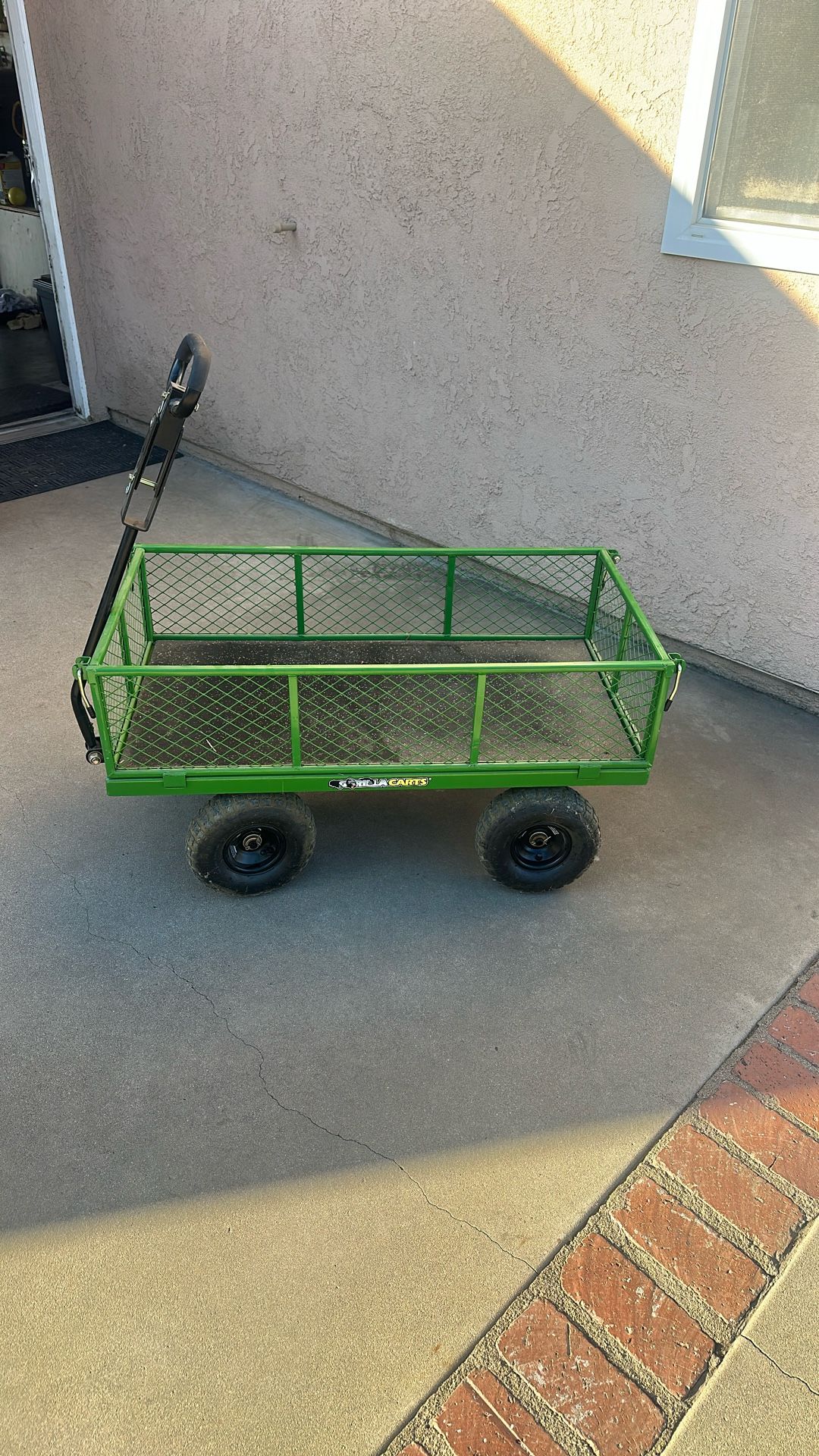 Gorilla Cart Heavy Duty Wagon