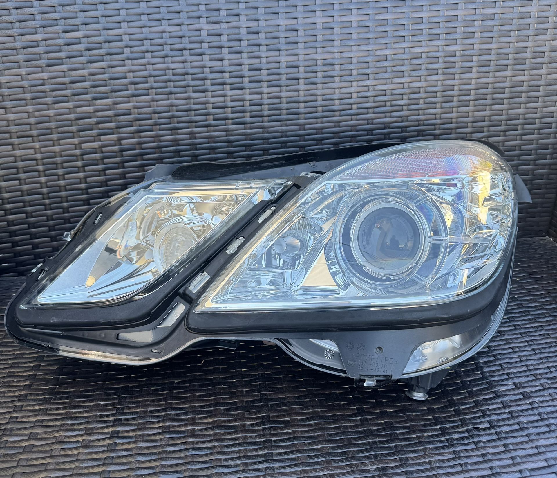 2010 2011 2012 2013 Mercedes-Benz E350 Left Driver Side Xenon Shell Headlight OEM A(contact info removed)