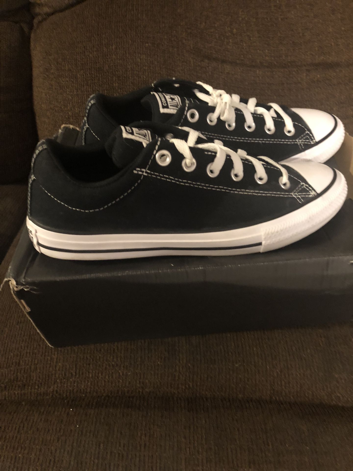 Converse Size 7 