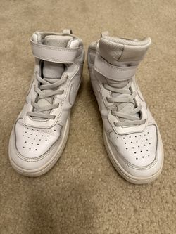 Nike Shoes Size 3Y White