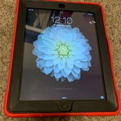 Like New iPad With Case 4th