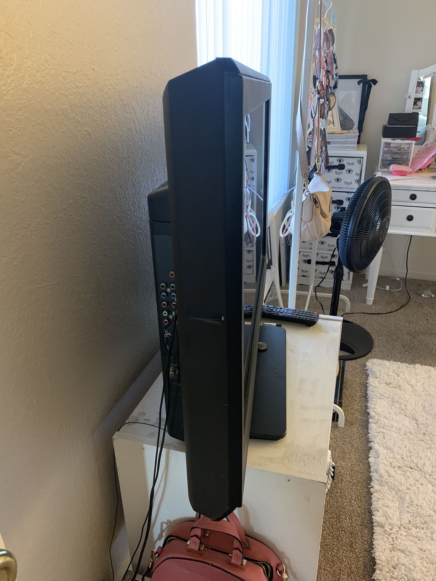 Sanyo flat screen TV. Great condition! for Sale in Fresno, CA OfferUp