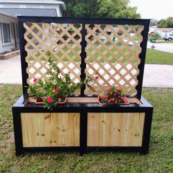 Custom Raised Planter 