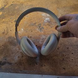 Beats Studios Headphones 
