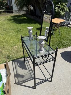 Vanity table