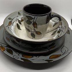 Pfaltzgraff Rustic Leaves Stoneware-30 piece set
