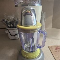 Margaritaville DM0600 Frozen Concoction Maker - Like New