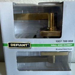 Defiant “Tonebridge” Hall And Closet Door Knob In “Brushed Gold”