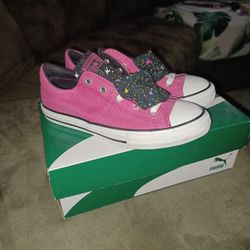 New Never Worn Converse