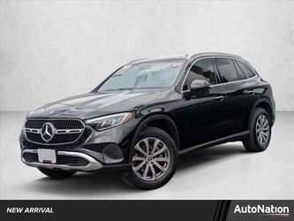 2025 Mercedes-Benz GLC 300