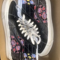 VANS Hi-Tops (size 11 M) Worn Once..