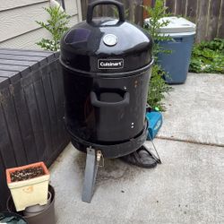 Cuisinart 16” Vertical Charcoal Smoker