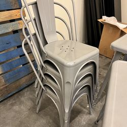 Metal Table & Chairs 