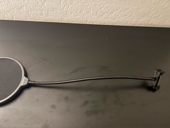 Attachable mic pop filter