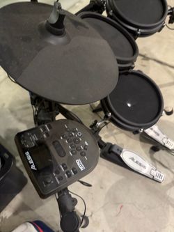 Alesis Turbo Mesh drum kit