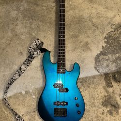 Bass Guitar Memphis 