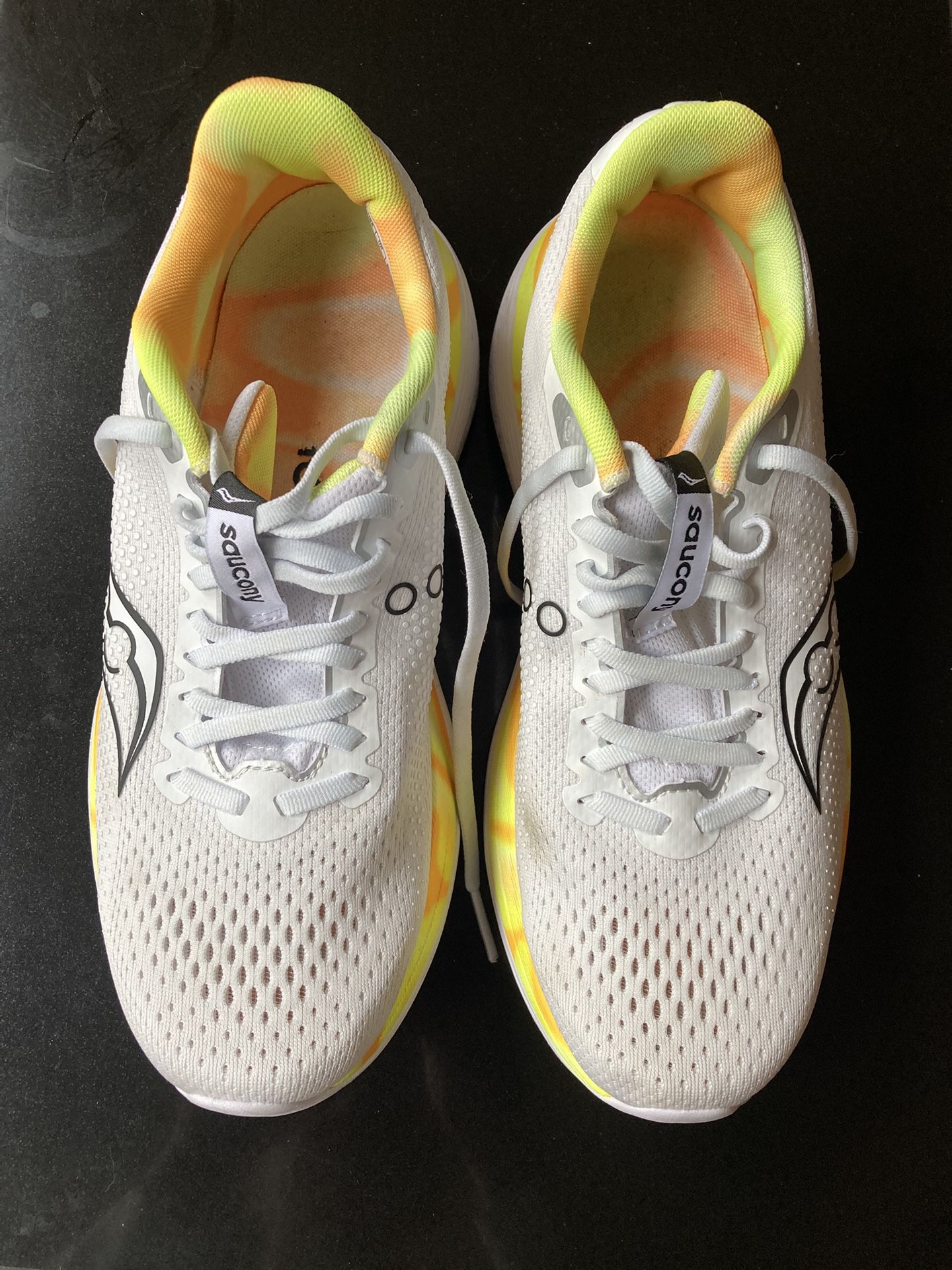 Saucony Men’s Endorphin Trainer