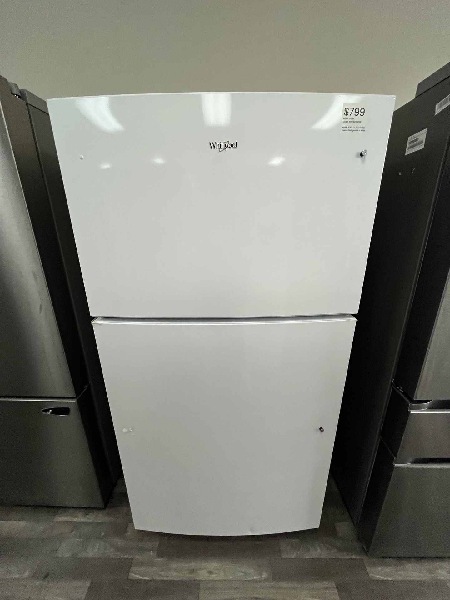 $799 Whirlpool 21.3 Cu Ft Top Freezer Refrigerator in White, Includes One Year Warranty