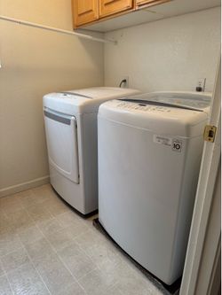 LG Washer and Gas Dryer Set (Buyer Disconnects & Moves)