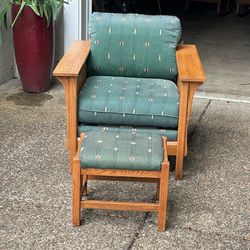 Mission Chair With Foot Stool