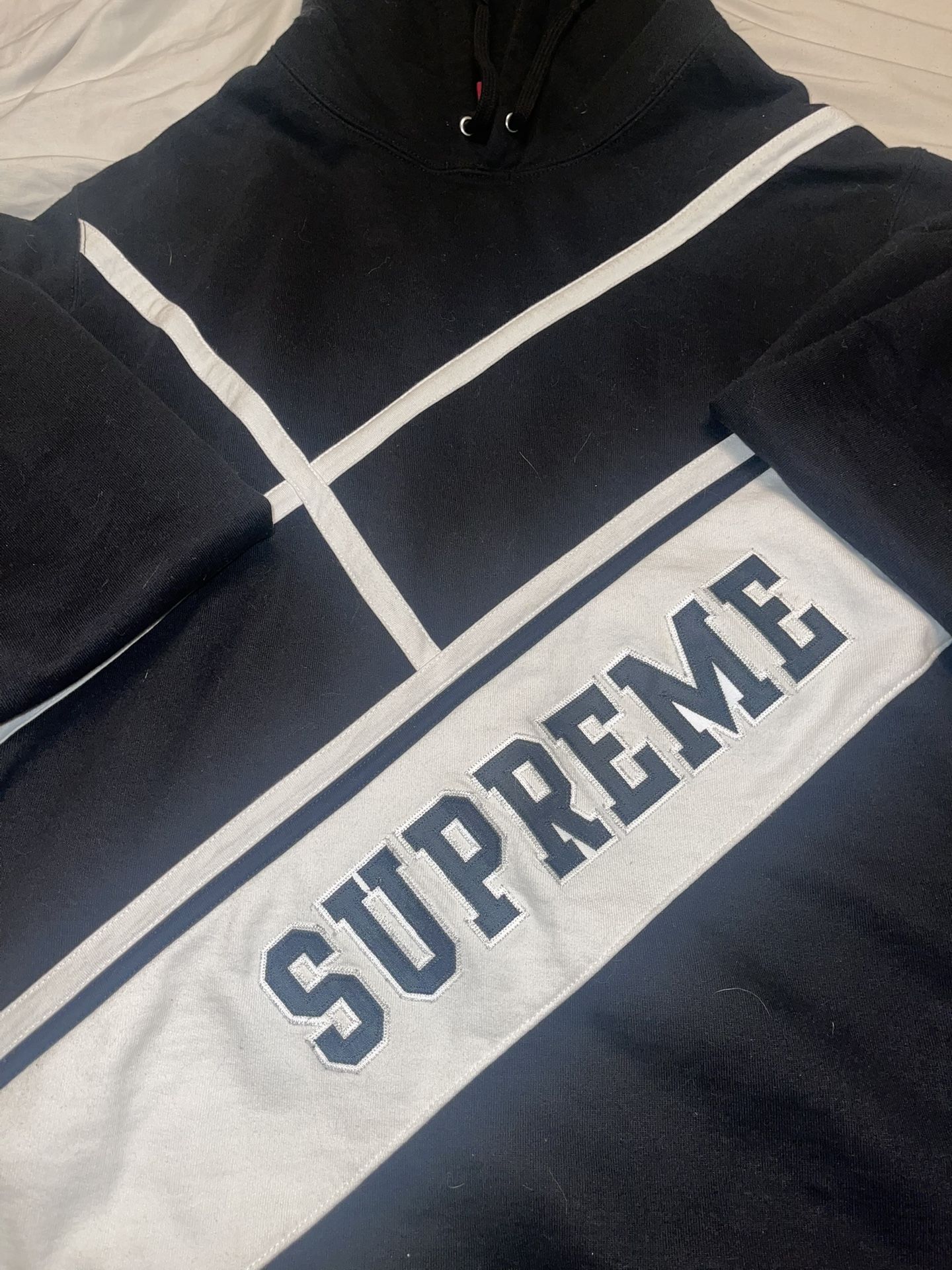 XL Supreme Hoody