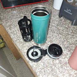 Cups And Mugs 