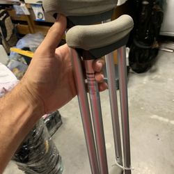 Guardian Crutches