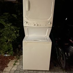 GE Washer Dryer Stacked Combo