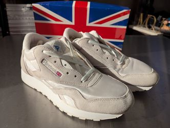 Reebok Size 9 Men's Shoes From 1992 In Original Box