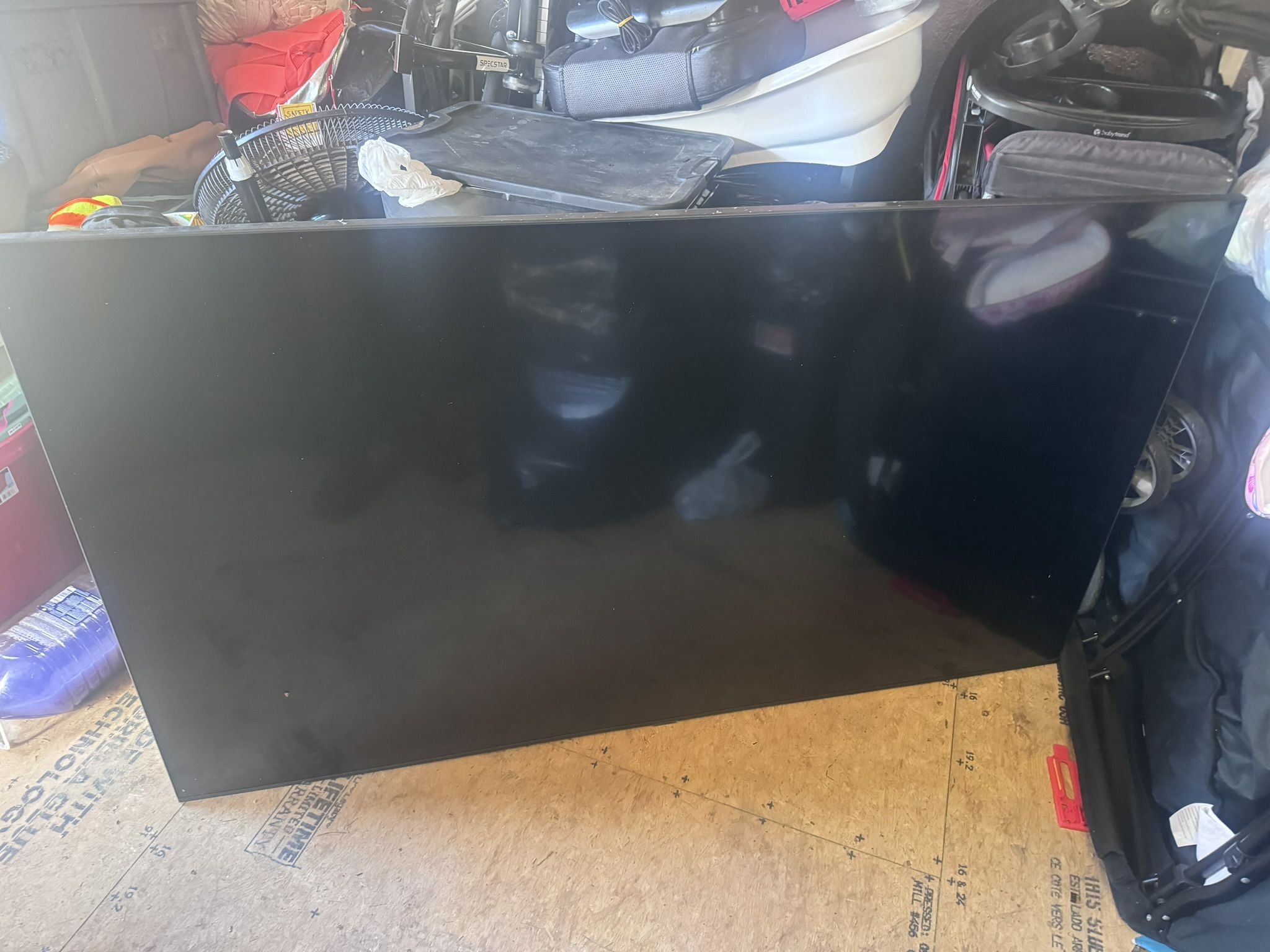 75” Samsung Smart Tv