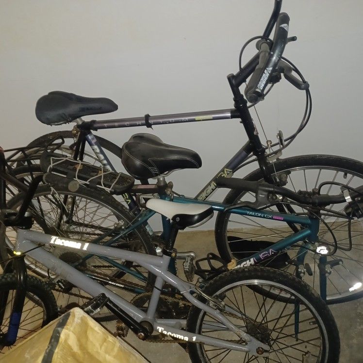 3 Bikes