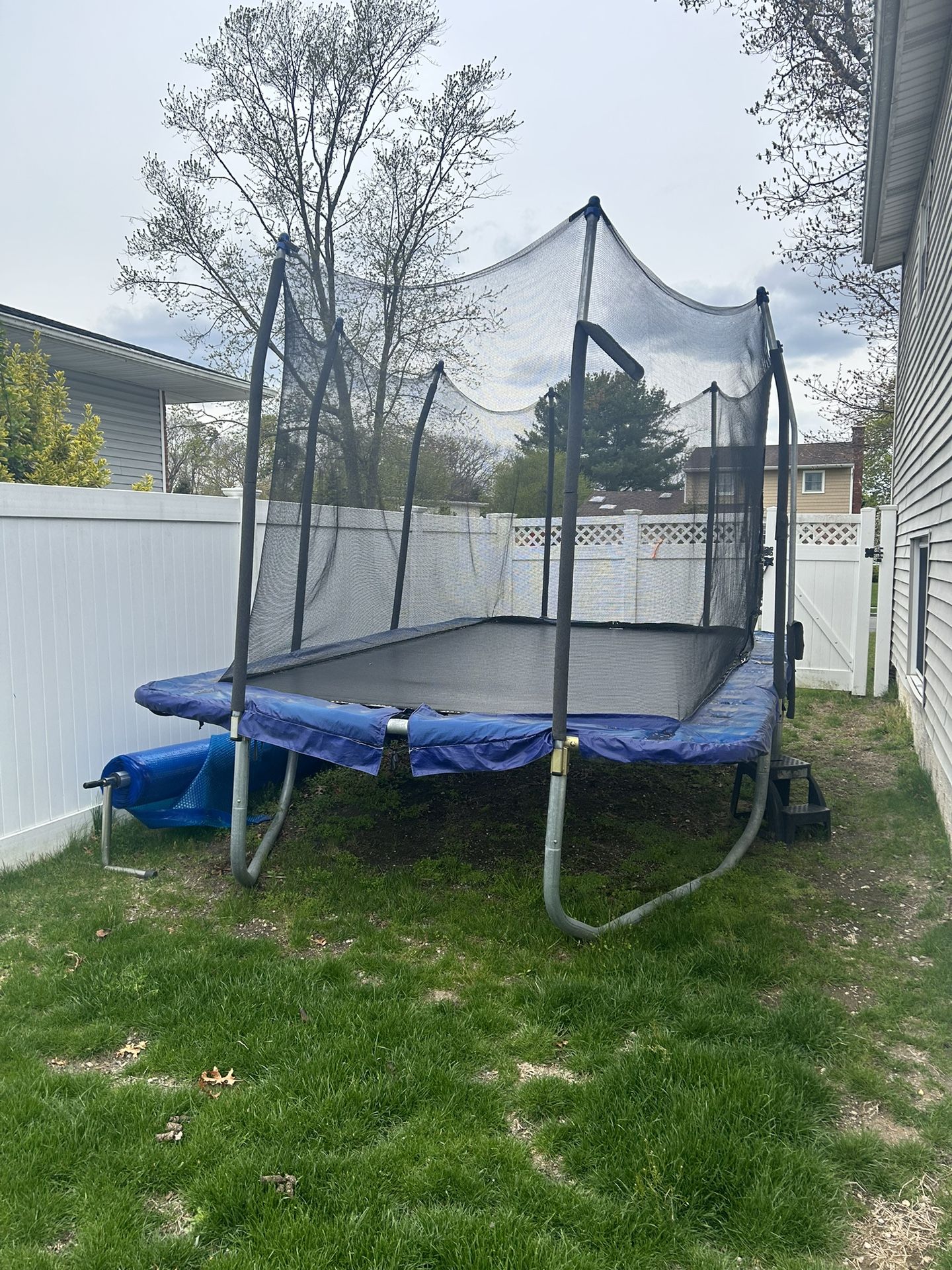 Trampoline