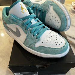 Jordan 1 Low Teal Washed Color Size 8 Men 9.5 Women Worn ONCE