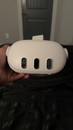 Meta Quest 3 VR Headset