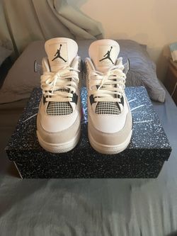 Jordan 4 military Black 11.5
