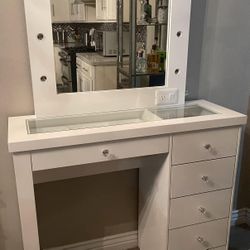 Vanity Set
