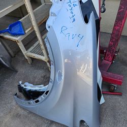 Toyota Rav4 Left Fender Oem