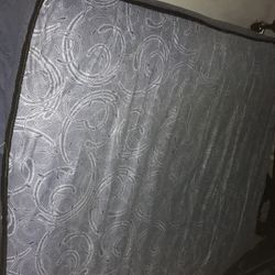 Full Bed w/ Metal Frame