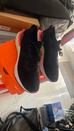 Nike Epic React Flyknit 2