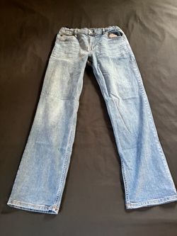 light wash blue faded straight-leg jeans - nwt