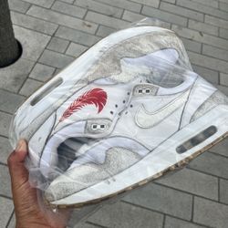 Nike Air Max 1 The Bay sneakers. 