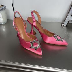 9.5 Pink Heel