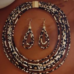 Faux Leather Multi-Strand Animal Print Necklace & Earring Set w/Magnetic Closure (NEW)