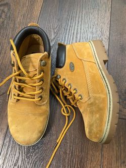 Women’s Lug boots size 6