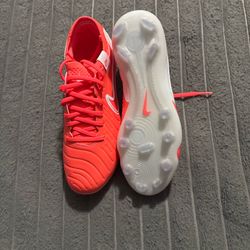 Nike tempo soccer cleats